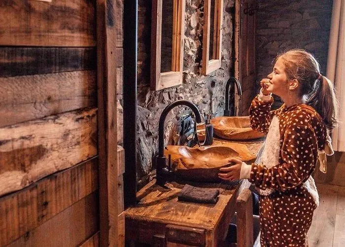 In With Bubble Bath Дом отдыха Бастонь